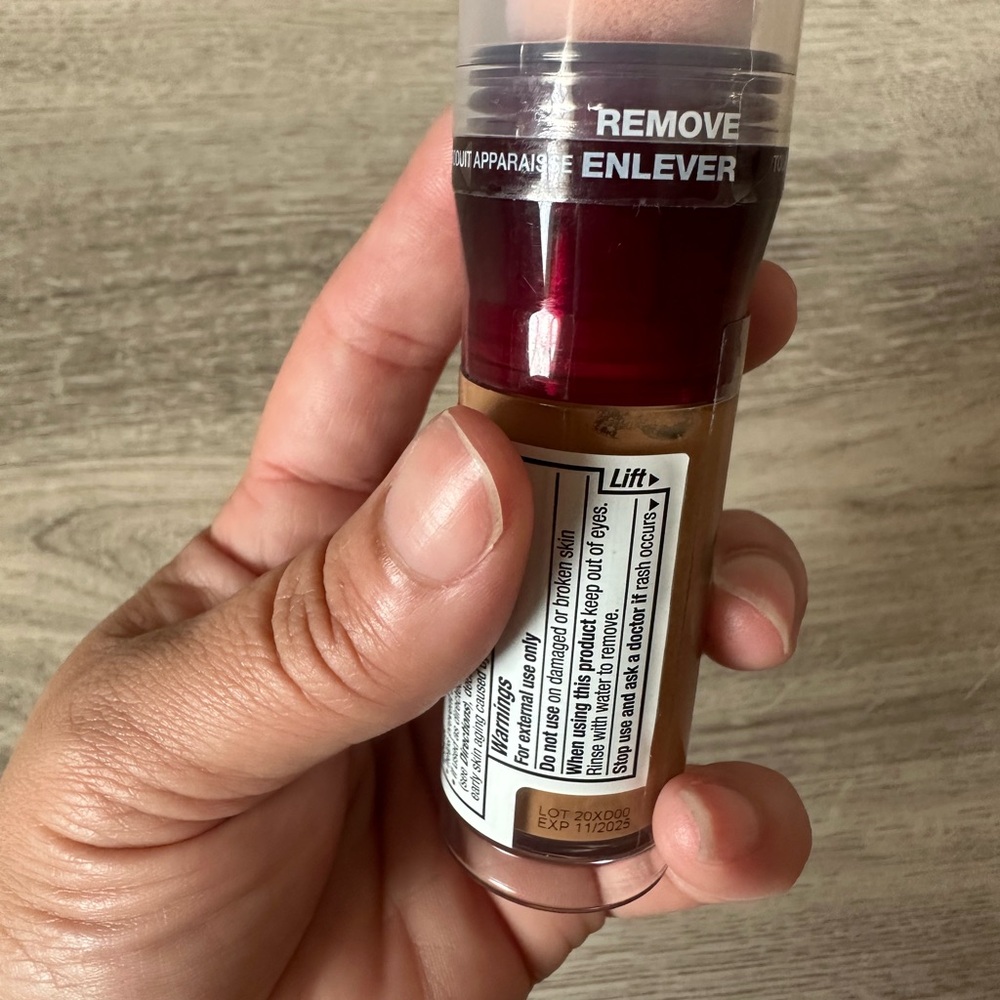 2/ $10 Maybelline Instant Age Rewind Eraser - 330 - Picture 4 of 6